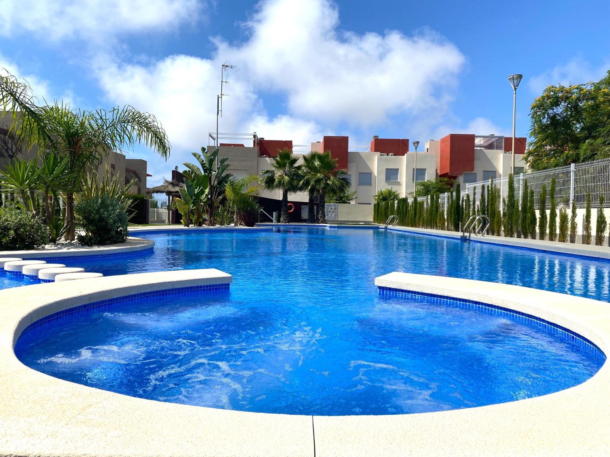 Magnifico Apartamento De Planta Alta La Isla 또레비에하 외부 사진