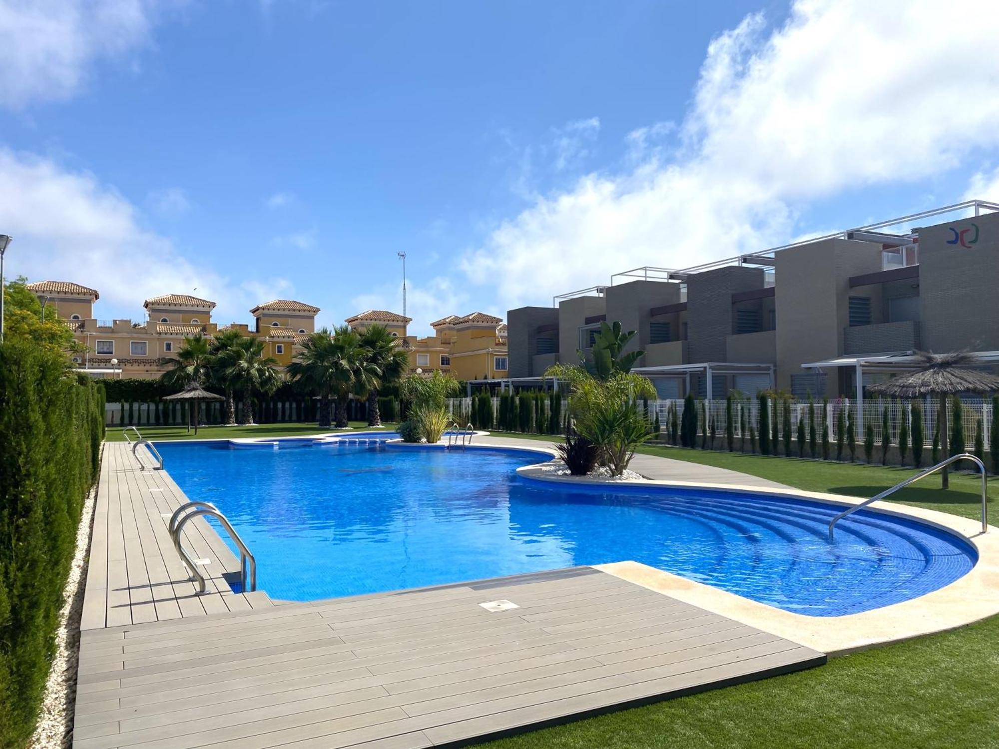 Magnifico Apartamento De Planta Alta La Isla 또레비에하 외부 사진