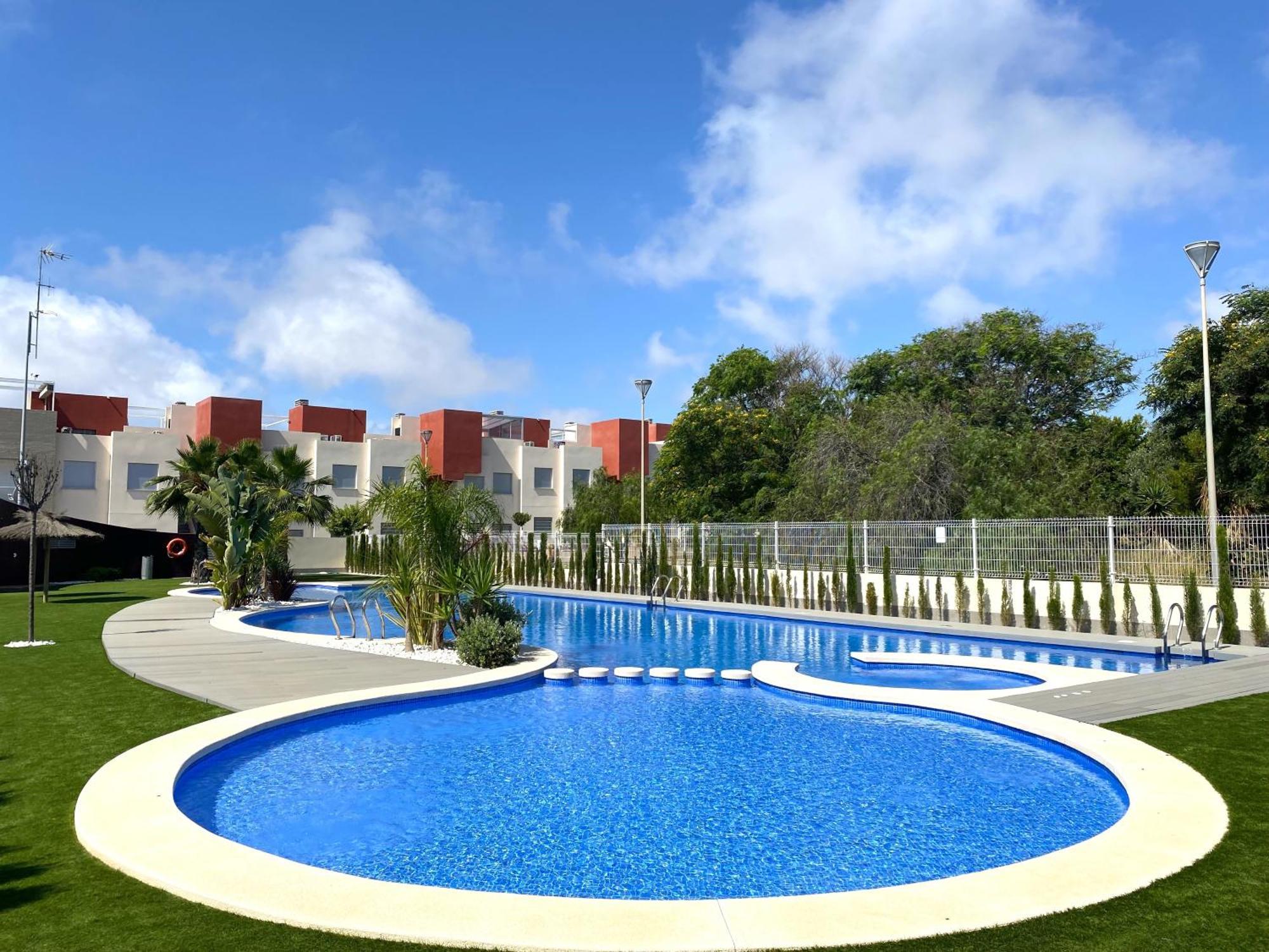 Magnifico Apartamento De Planta Alta La Isla 또레비에하 외부 사진