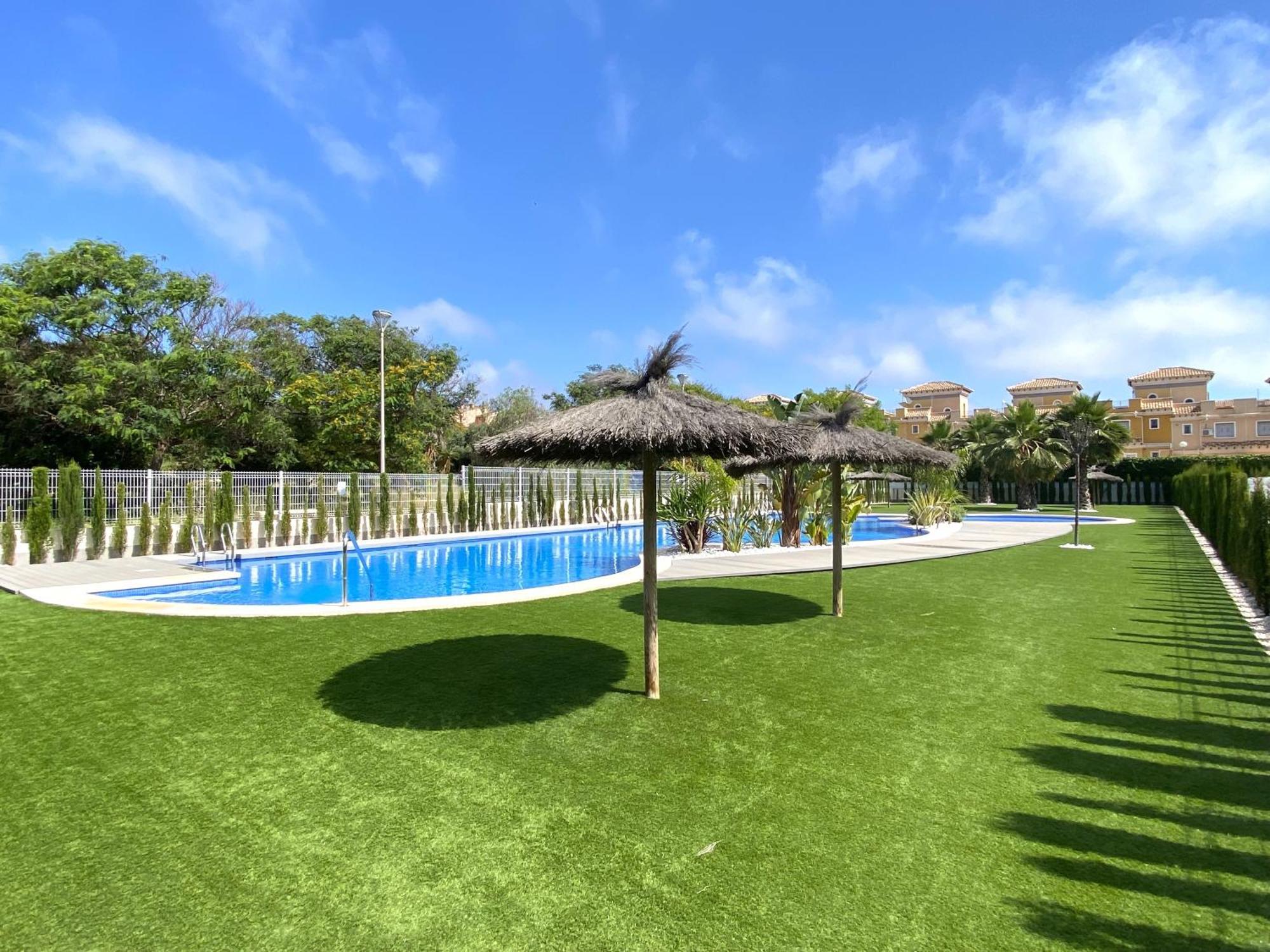 Magnifico Apartamento De Planta Alta La Isla 또레비에하 외부 사진