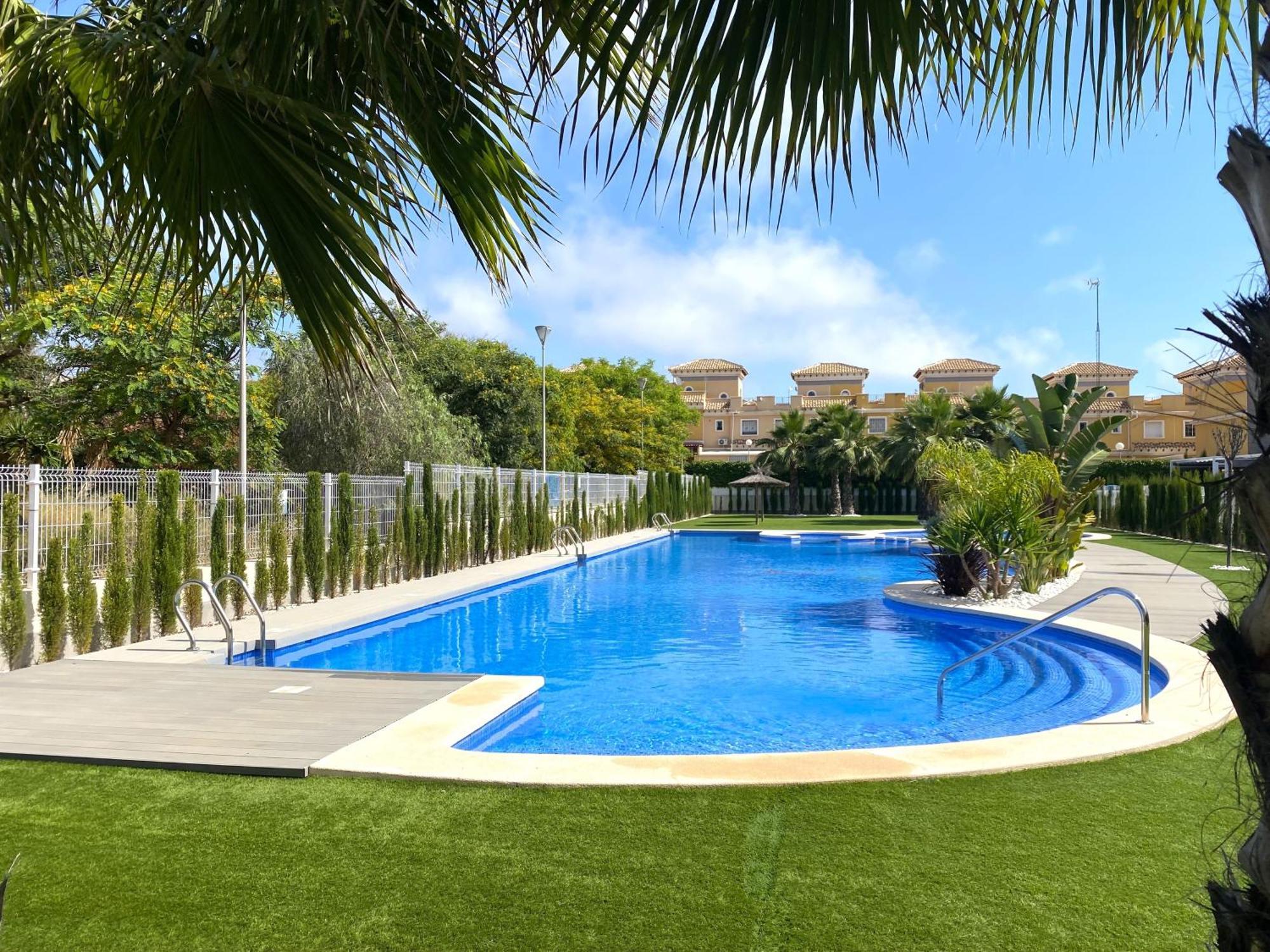 Magnifico Apartamento De Planta Alta La Isla 또레비에하 외부 사진